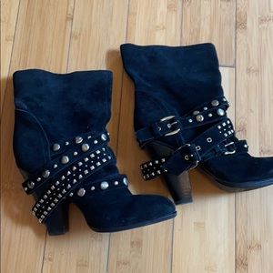 BCBG generation boots